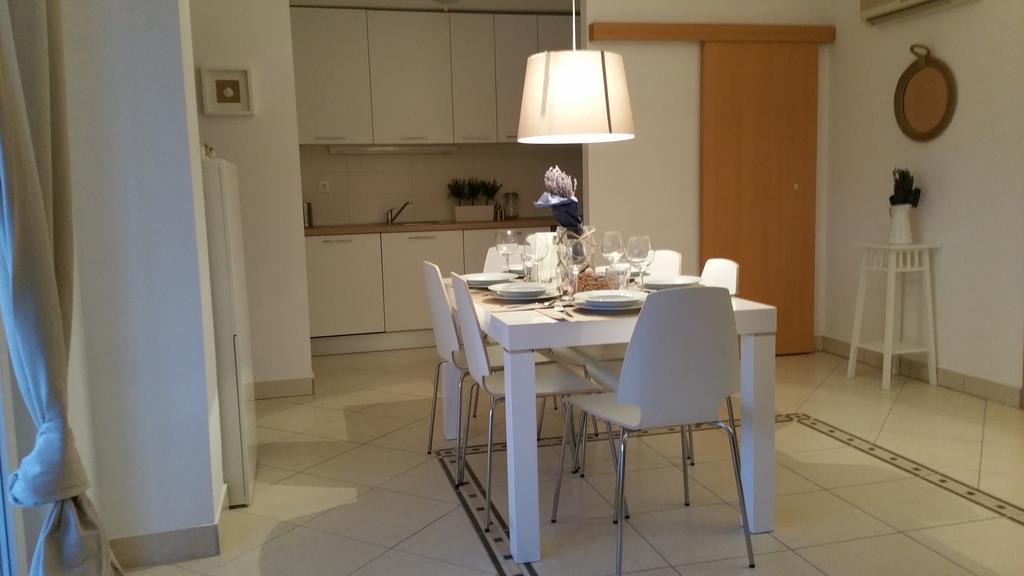 Novi Vinodolski Apartment Værelse billede