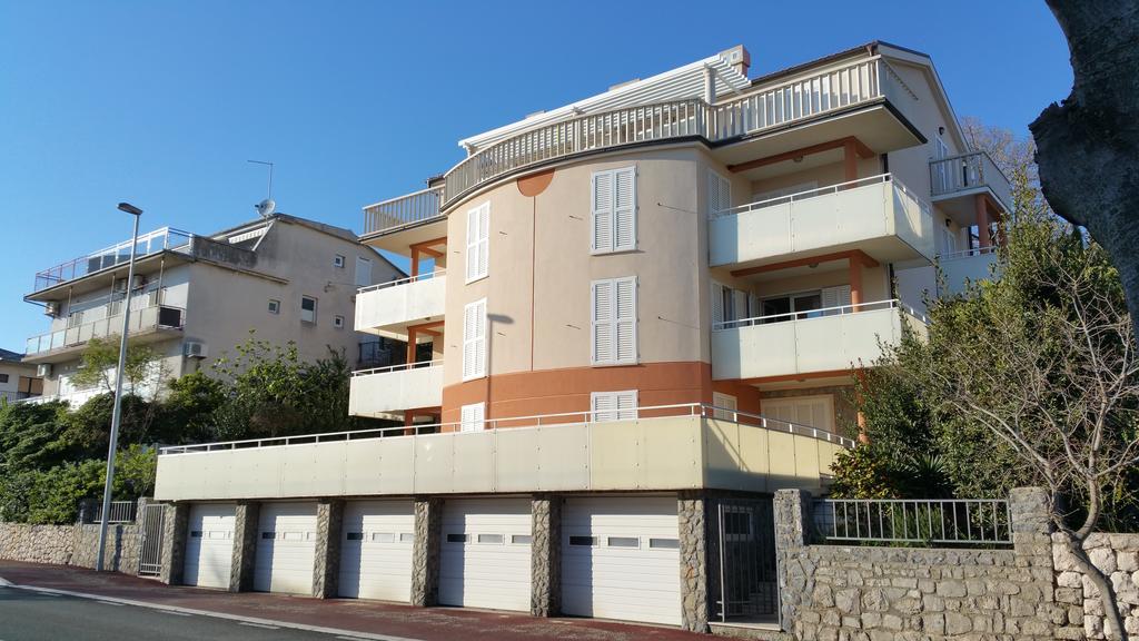 Novi Vinodolski Apartment Værelse billede